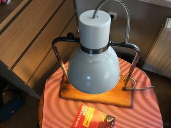 STOLNÍ LAMPA “ TŘEŠEŇ “ - 6