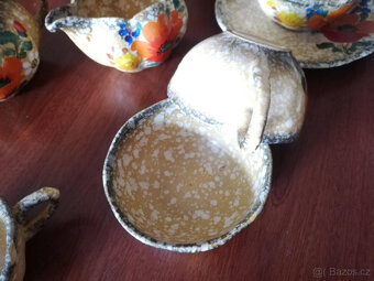 STARÉ SKLO MEDOVÉ AJ. - 6