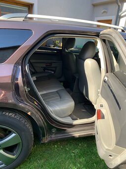 Chrysler 300C Touring AWD, 5,7 HEMI-LPG, tažné - 6