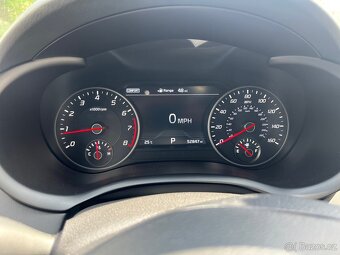Kia Stinger - 6