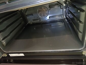 Vestavná trouba Beko BCW 14500 BG
- 6