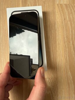 iPhone 14 Pro 256 GB vesmírně černý - 6