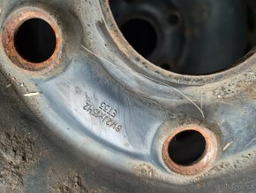 Sada zimní pneu+disky 15r, rozteč 5x112 (VW Passat, atd..) - 6