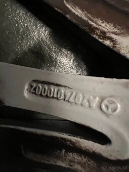 Prodám za symbolickou cenu originál kola Mercedes - 6