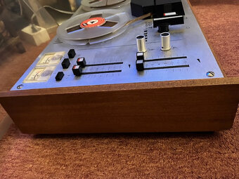 magnetofon Tesla 100 - 6