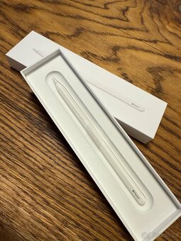 iPad Air 11” 4. generace 64GB Space Grey s příslušenstvím - 6