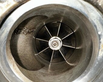 Turbo 04L253016H CLHA 1.6TDI 77KW VW Golf 7 r.v. 2015 - 6