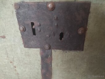 Starozitna truhla - 6