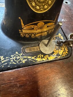 Šicí stroj Singer - 6