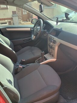Opel Astra H 1.6 16V caravan - 6