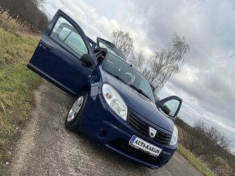 Dacia Sandero 1,4i 55KW AUTORÁDIO NA USB,TOP STAV - 6