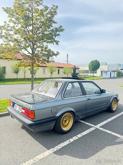 Bmw e30 coupe 316i - 6