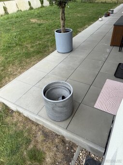 Zánovní betonové dlaždice 50x50x5cm 160ks plus dělené - 6