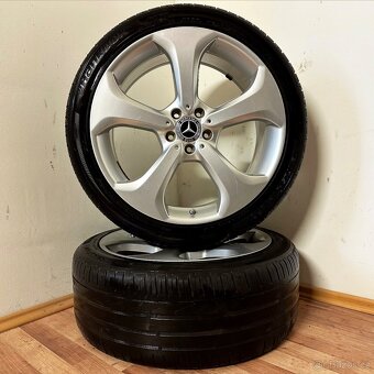 DVOUROZMĚRNÁ MERCEDES GLK 5x112 R20 ET42/54 8J/9J - 6