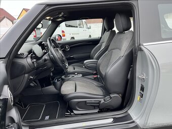 Mini E Cooper SE 135KW Aut.SOH94%,Navi,LED vč DPH - 6
