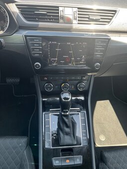 Škoda Superb III 1,6 TDI automat - 6