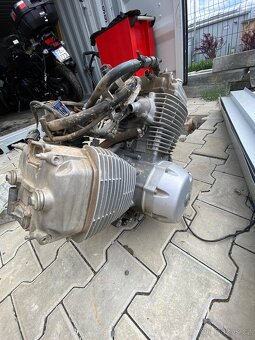 Motor na ND - Honda Varadero 125 - 6