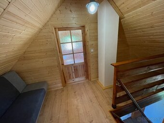 Pronájem domu se zahradou - 6