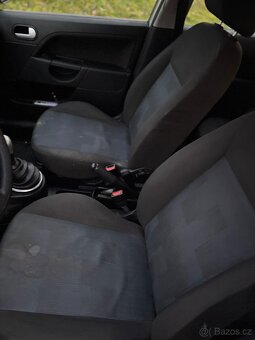 Ford fiesta 1.3 51kw - 6