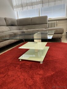 Skleněný konferenční stůl - 6