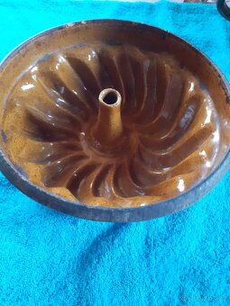 Starožitné kamenina kapřik, bábovky 20 století - 6