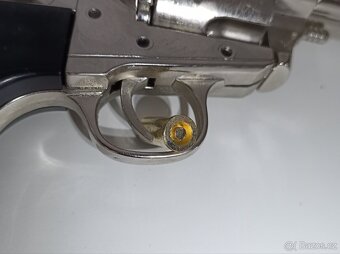 Revolver THUNDERER 1877 ( replika) - 6