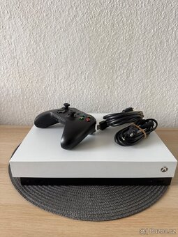 XBOX ONE X 1TB LIMITED EDICE - 6