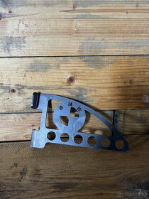 Moto věšák CNC - 6