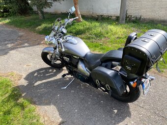 Suzuki Intruder M800 + kufry - 6