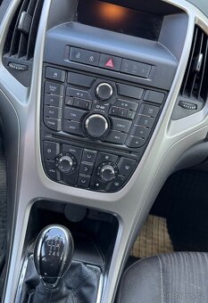 Opel Astra 1.7 CDTI kombi R.v.2012 - 6
