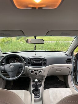 Hyundai accent 1.4 - 6