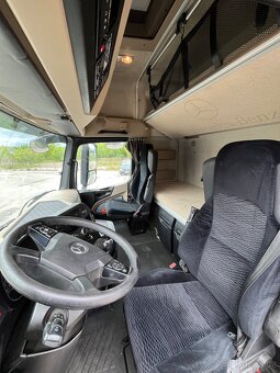 Mercedes Benz Actros 1845 - 6