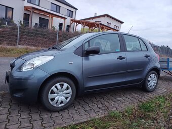 Prodám Toyota Yaris 1.0 VVT-i 51kW 5M/T - 6