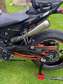 KTM 890 DUKE - 6