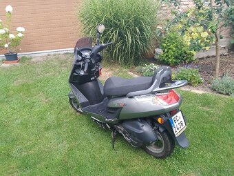 KYMCO yager 125 - 6