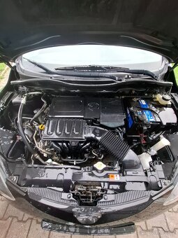 MAZDA 2 - 6