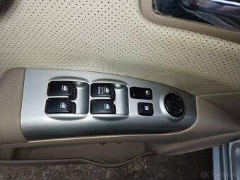Kia Sportage 2.0 benzín 4x4-KOUP.ČR, CEBIE, PO SERVISU - 6
