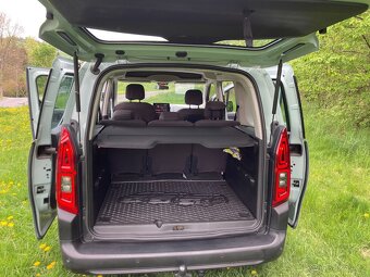 Berlingo 1.5 BlueHDi 100S&S MAN FEEL, Zelená AQUA - 6
