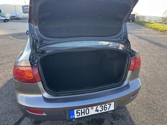 Dobry den prodám Mazdu 3 rok 2004 1.6 77kw stk plátna - 6