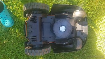 Maketa robotické sekačky WORX - 6