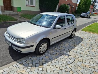 Prodám Volkswagen Golf IV 1.6i - 6