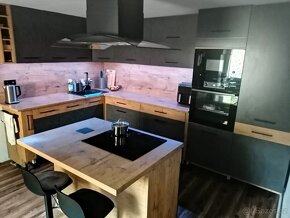 Vzorková levná  KUCHYNEPROTEBE VIGO 450 cm za super cenu - 6