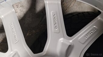 VOLVO XC60: II generace,alu 18', zimní Dunlop 8-9 - 6