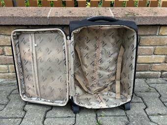Cestovní příruční kufr - 6