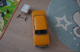 Škoda 100 model Deagostini 1:8 - 6