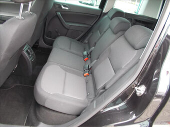 Škoda Yeti 2.0TDI 4×4 DIGIKLIMA TZ AMB – Spolehlivé SUV - 6