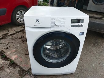 Prodám digitální pračku značky AEG--8KG--ZDARMA DOVEZU-- - 6