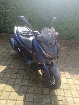 P: Yamaha x-max 400 , 2019 - 6