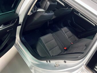 Volkswagen Passat B 8 - 6
