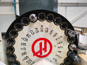 Vertikální obráběcí centrum Haas, typ VF-2SS - 6